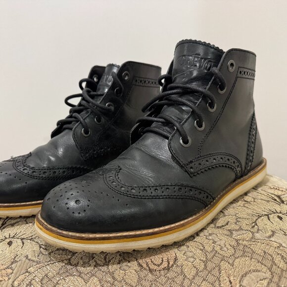 Crevo Other - Leather Wingtip dress boots, size 10 Crevo brand